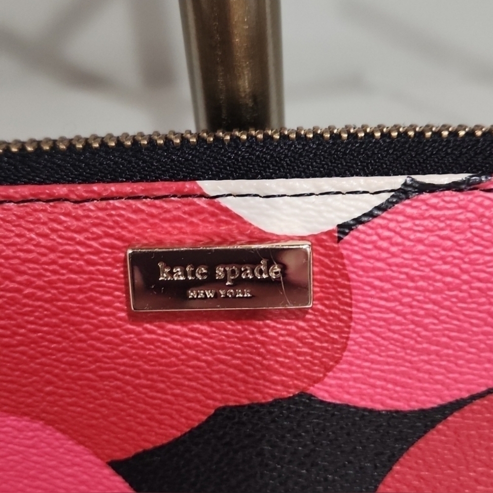 Kate Spade long wallet - Picture 2 of 9